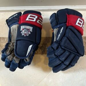 Burlington Bulldogs Hockey Gloves
